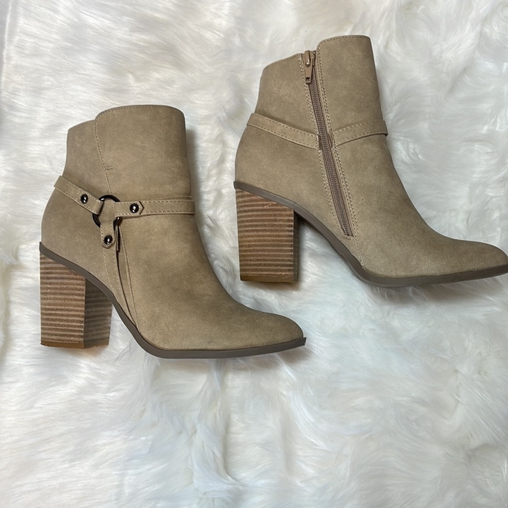Lulus Tan Booties - Picture 7 of 8